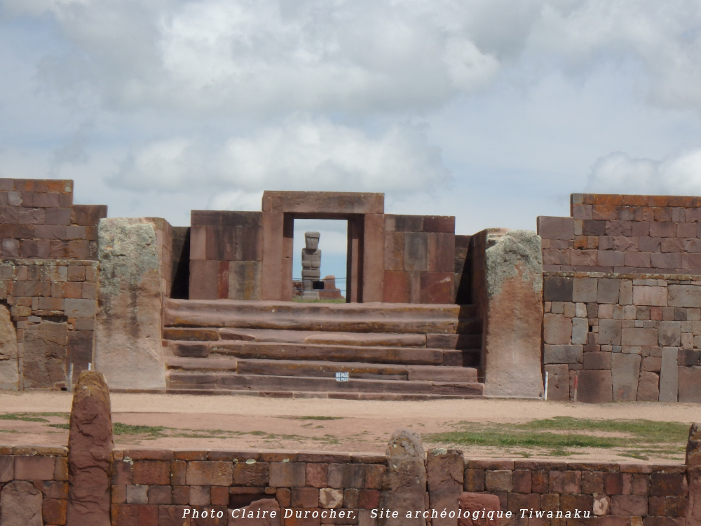 Ruines dans le site archéologique Tiwanaku